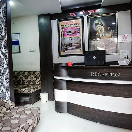 Hotel Vrandavan Palace Near Mahakal Temple Ujjain Exterior photo